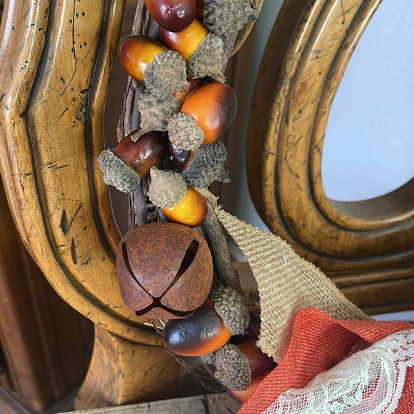 Handmade Fall Acorn Wreath ๐งก - Picture 6 of 9
